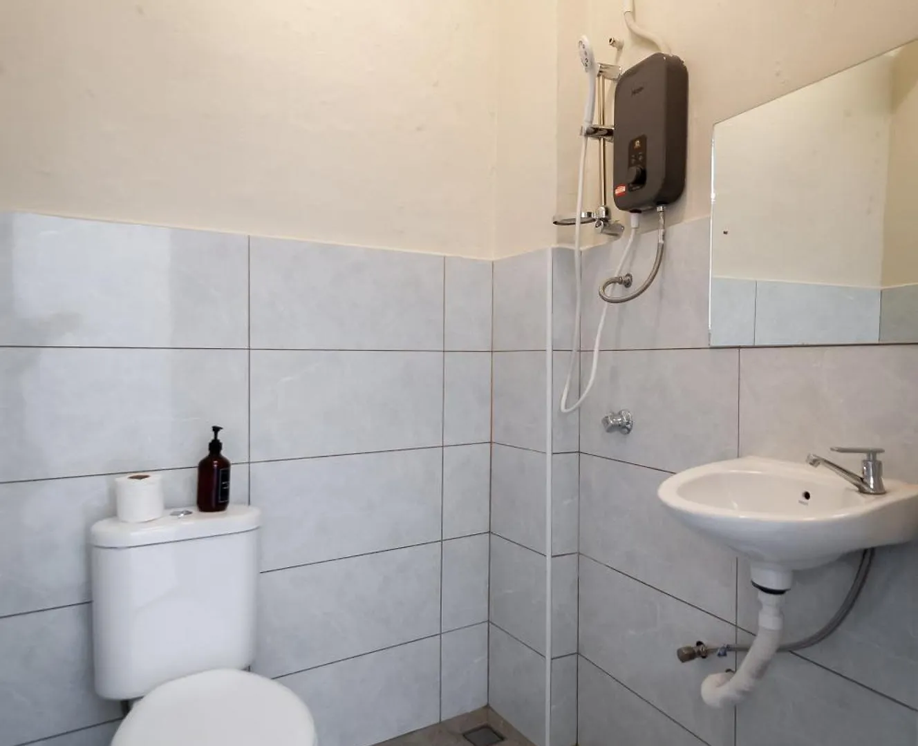 Aayu Pantai - George Town, Penang Hostel 0*,  Malaysia